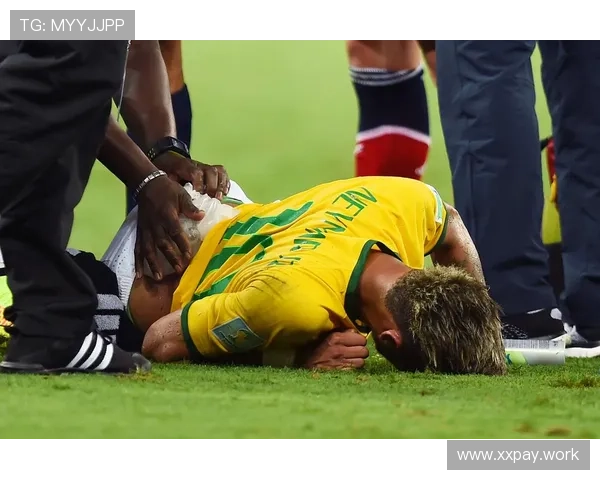 内马尔错失世界杯（内马尔世界杯被谁弄伤）世界杯体育论坛